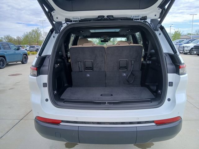 New 2026 Jeep Grand Cherokee L Limited AWD/4WD image 20