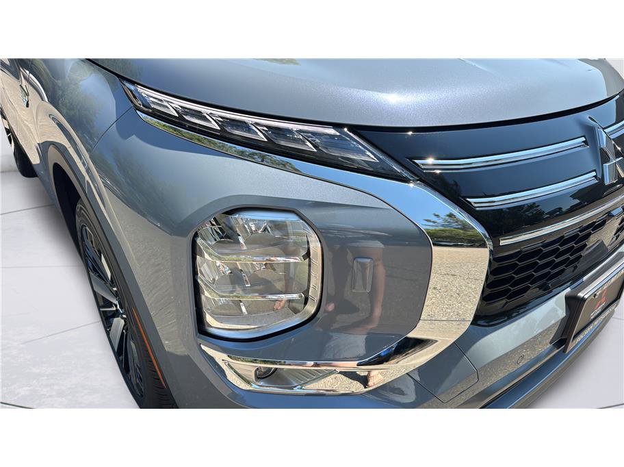 New 2026 Mitsubishi Outlander SE AWD/4WD image 35