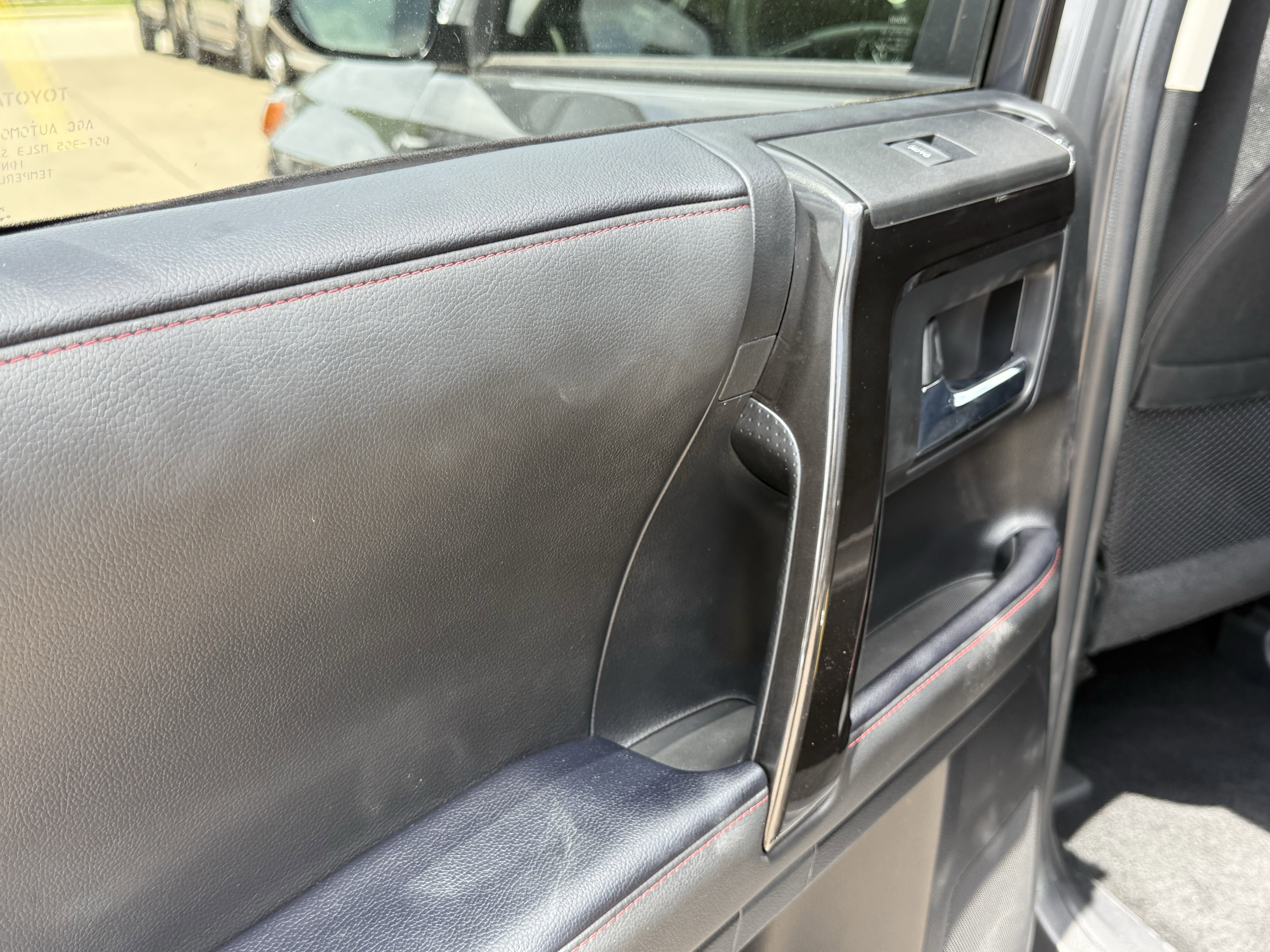 Used 2024 Toyota 4Runner TRD Off-Road image 33