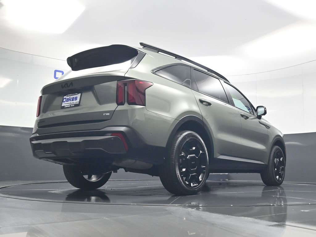 Used 2025 Kia Sorento SX AWD/4WD image 48