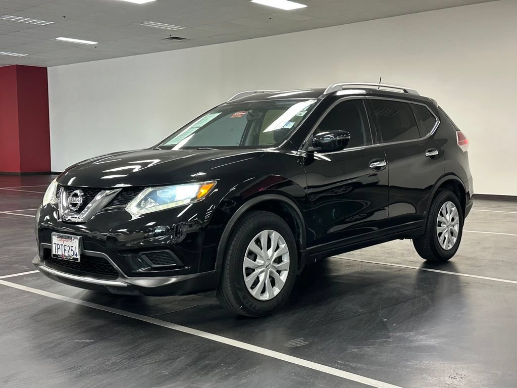 Used 2016 Nissan Rogue S w/ Appearance Package FWD image 3