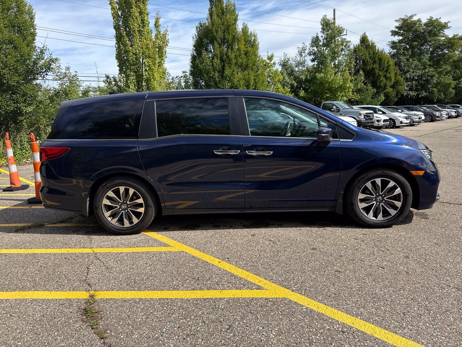 Used 2024 Honda Odyssey EX-L image 10