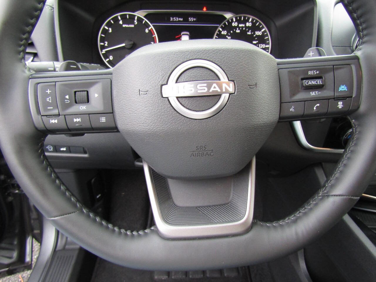 Used 2025 Nissan Rogue SV image 18