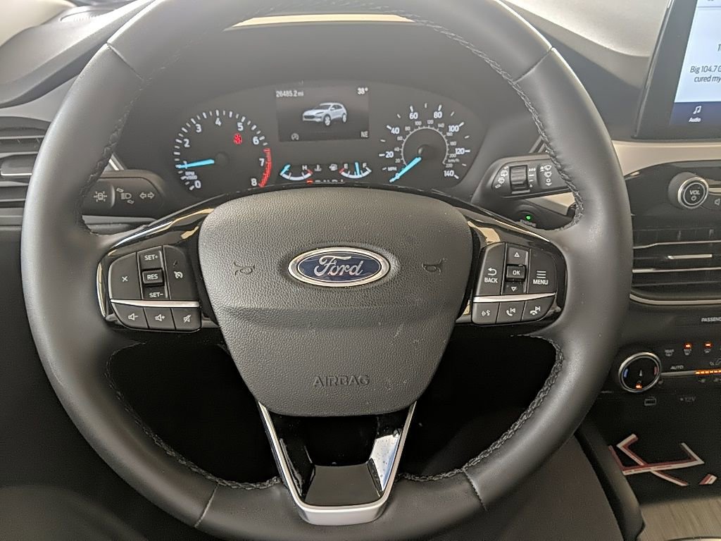 Used 2022 Ford Escape SE w/ Convenience Package image 16
