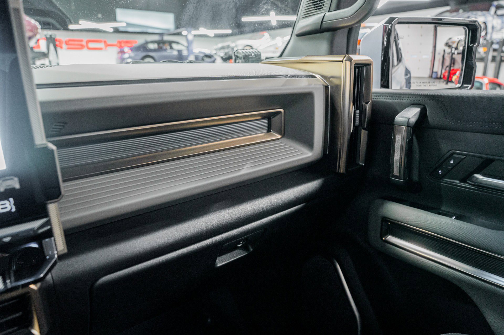 Used 2024 GMC Hummer EV 3X w/ Omega Edition image 33