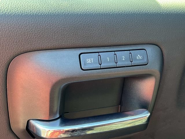 Used 2016 Chevrolet Silverado 1500 LTZ w/ Sport Package AWD/4WD image 16