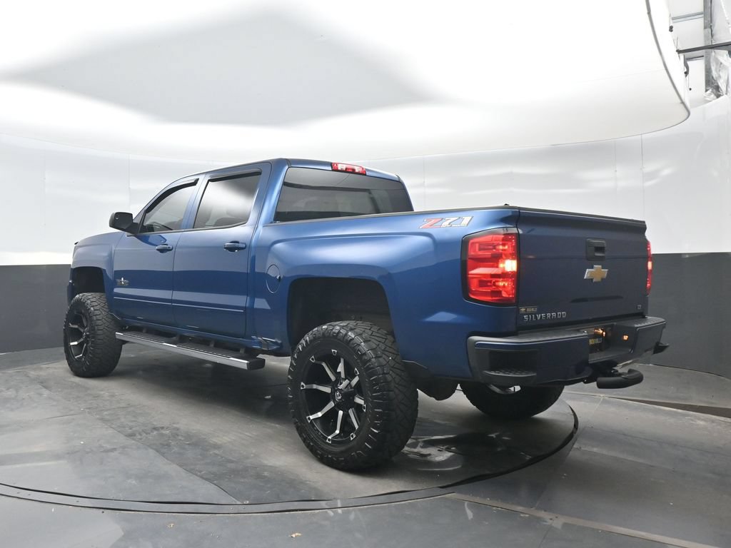 Used 2018 Chevrolet Silverado 1500 LT w/ Texas Edition AWD/4WD image 4