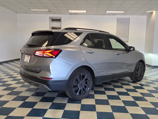 Used 2024 Chevrolet Equinox RS w/ RS Leather Package image 8