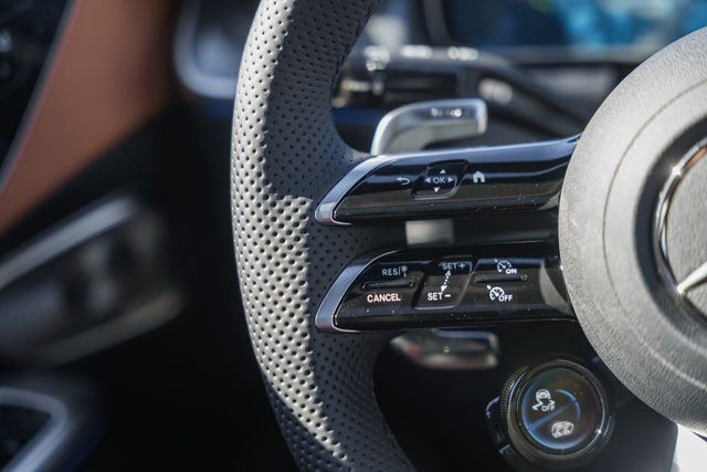 New 2026 Mercedes-Benz GLC 43 AMG 4MATIC Coupe image 30