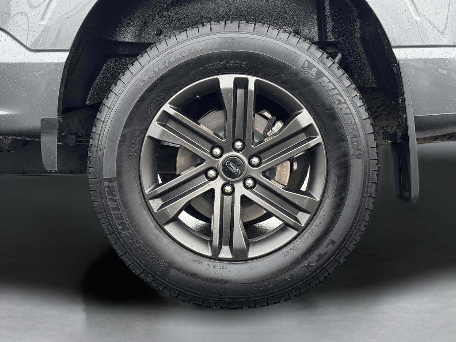 Used 2022 Ford F150 Lariat image 14