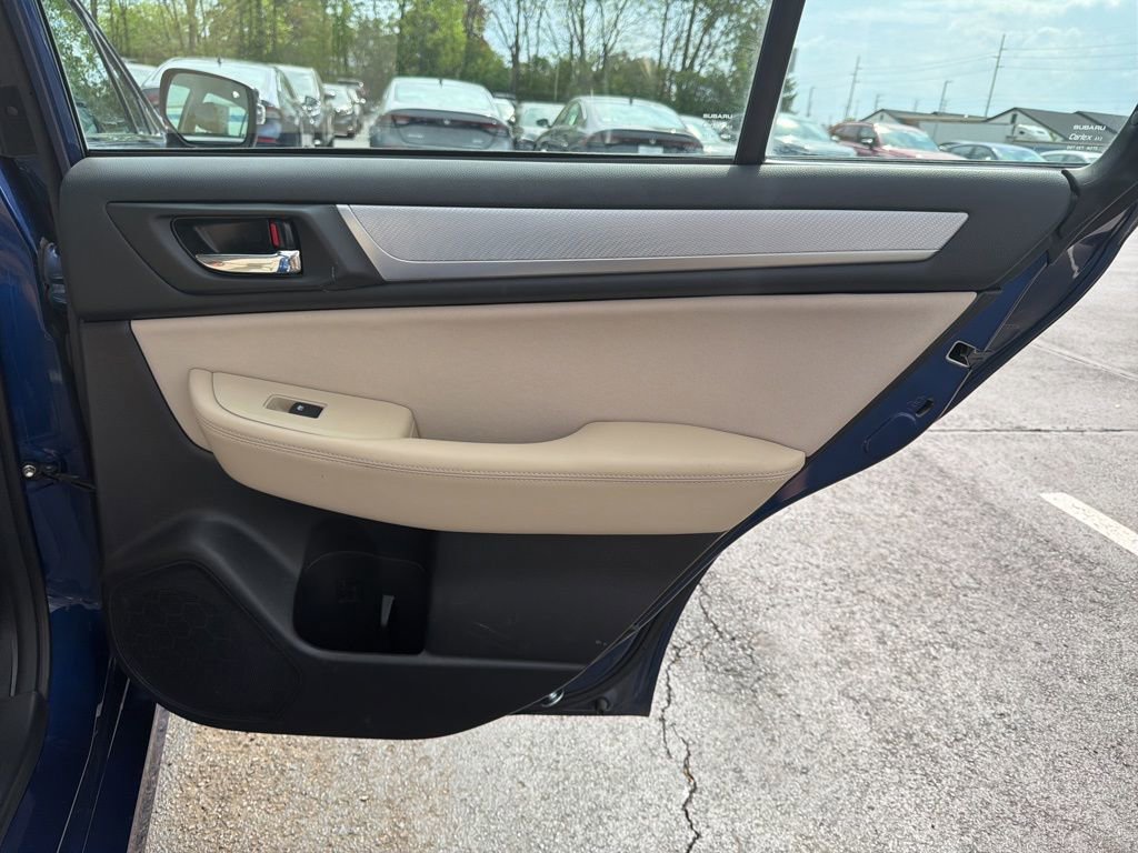 Used 2017 Subaru Legacy 2.5i Premium AWD/4WD image 22