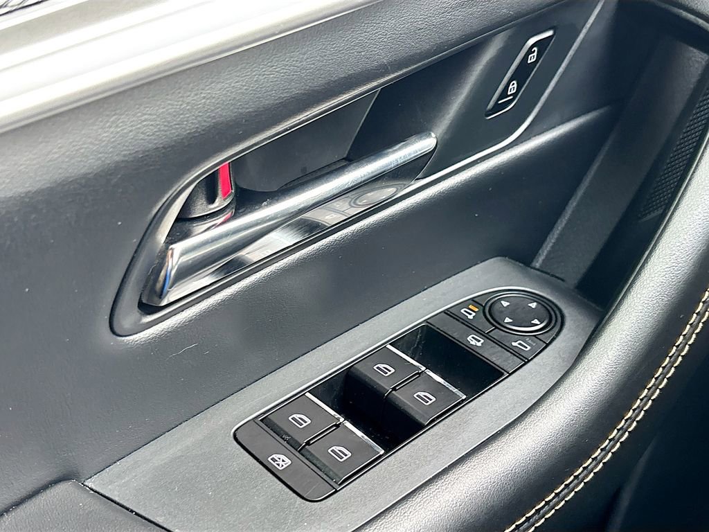 Used 2024 MAZDA CX-90 Plug-In Hybrid w/ Premium Plus image 18