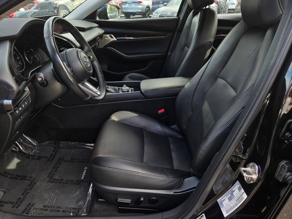 Certified 2025 MAZDA MAZDA3 2.5 Turbo Sedan w/Premium Plus AWD/4WD image 18