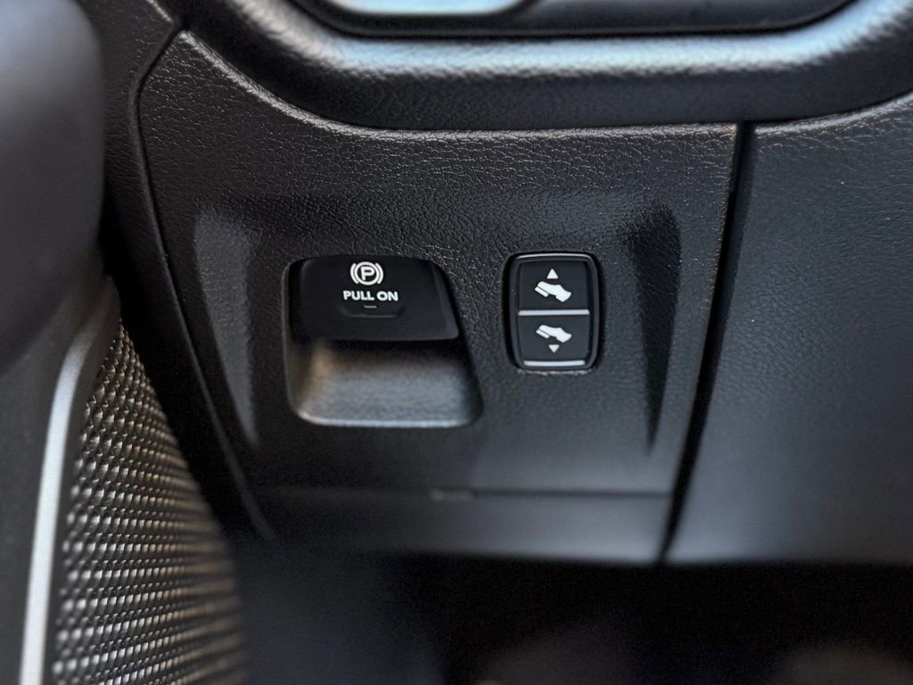 Used 2021 RAM 1500 Big Horn image 29