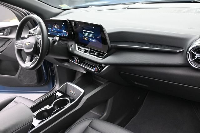 Used 2025 Chevrolet Equinox LT w/ Convenience Package II FWD image 29