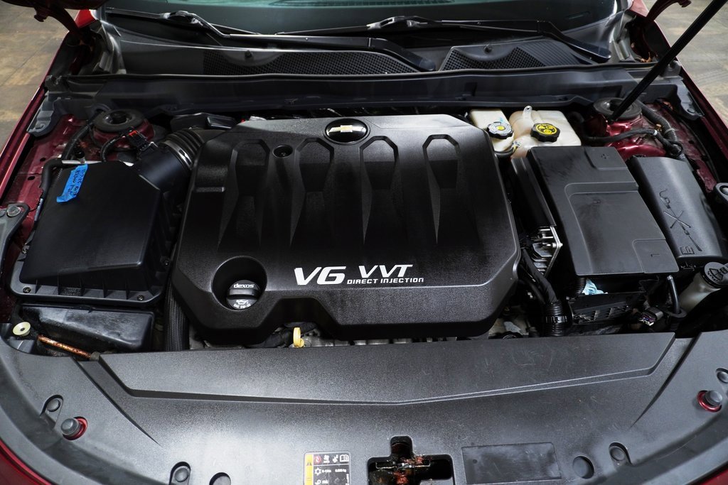 Used 2017 Chevrolet Impala LT image 8