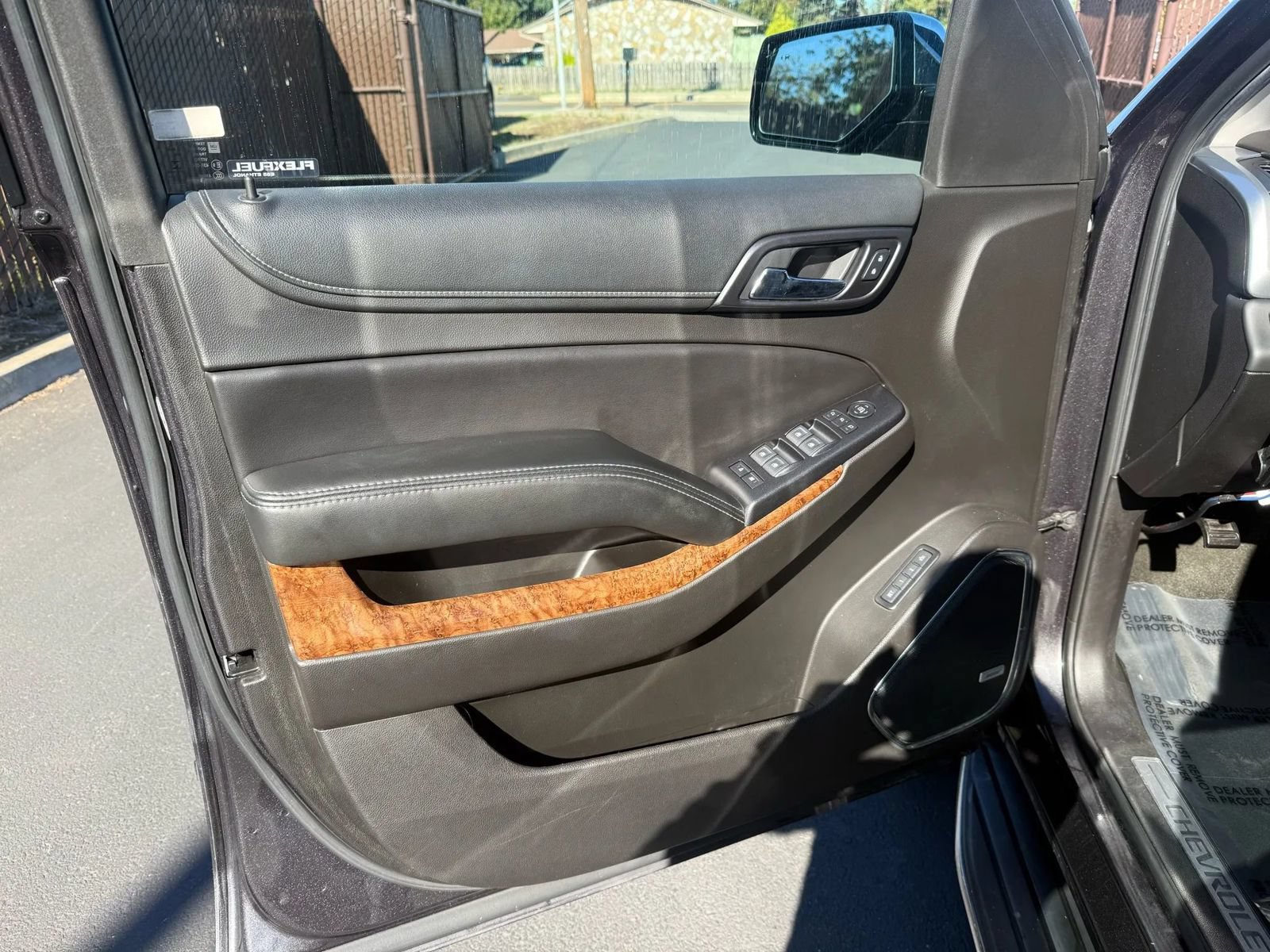 Used 2018 Chevrolet Suburban Premier AWD/4WD image 9