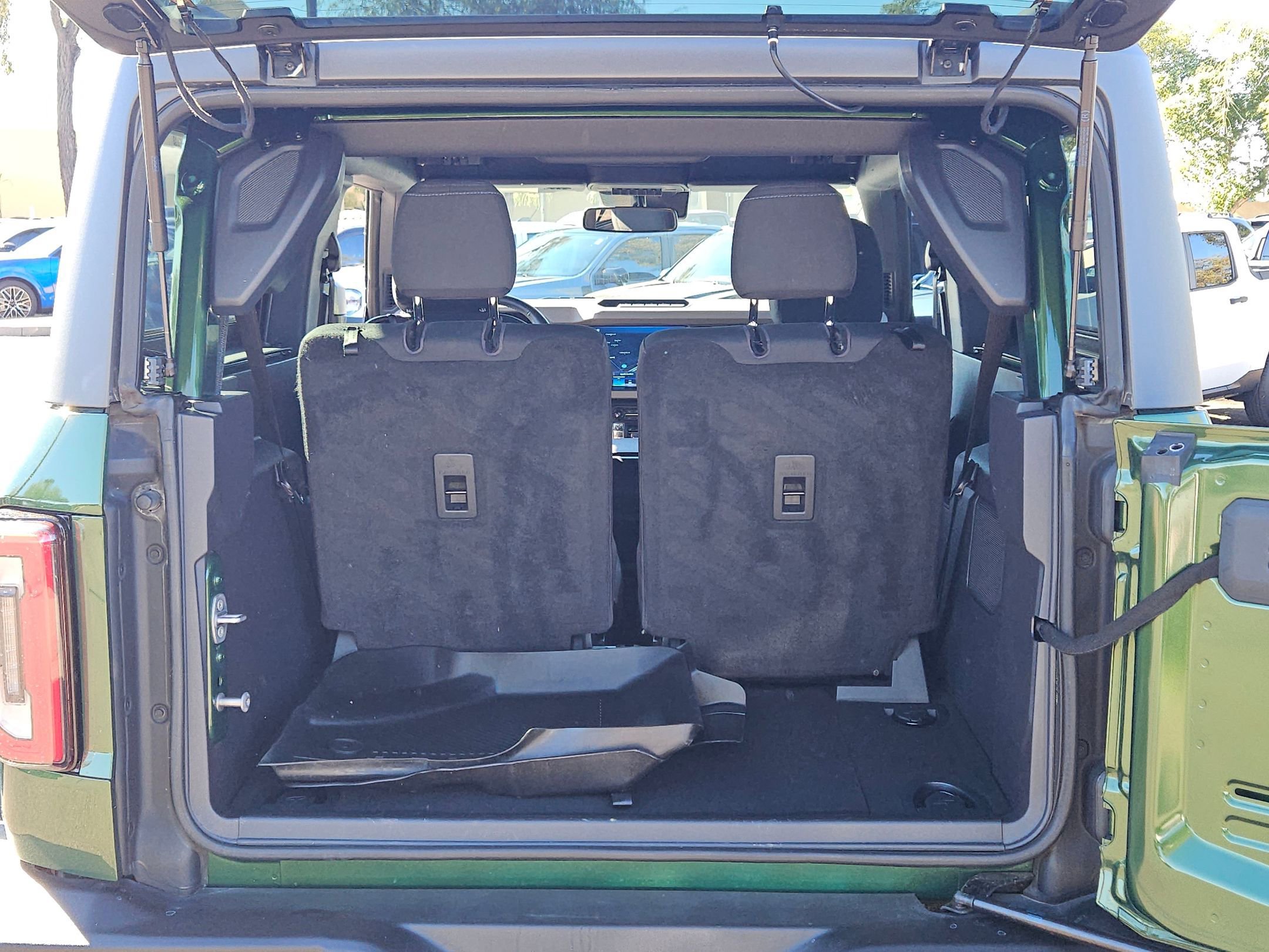 Used 2023 Ford Bronco Wildtrak image 7