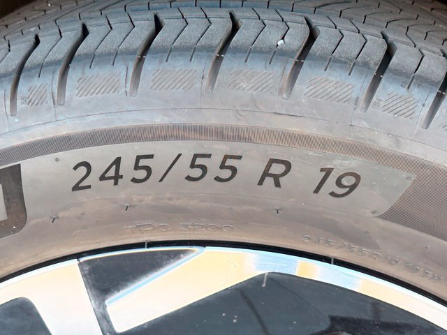 Used 2024 Chevrolet Equinox EV LT FWD image 10