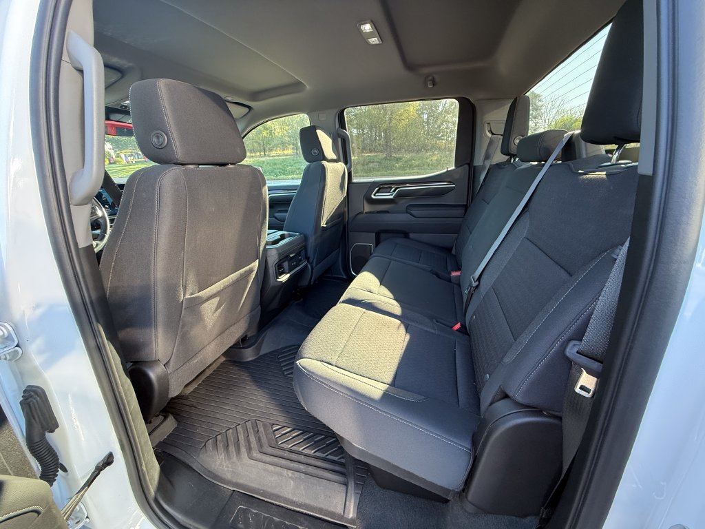 Certified 2022 Chevrolet Silverado 1500 RST w/ Z71 Off-Road Package AWD/4WD image 27