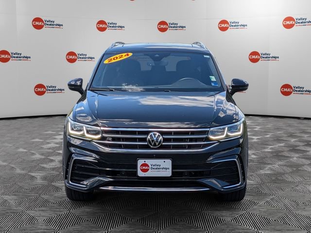 Used 2024 Volkswagen Tiguan SEL R-Line AWD/4WD image 2