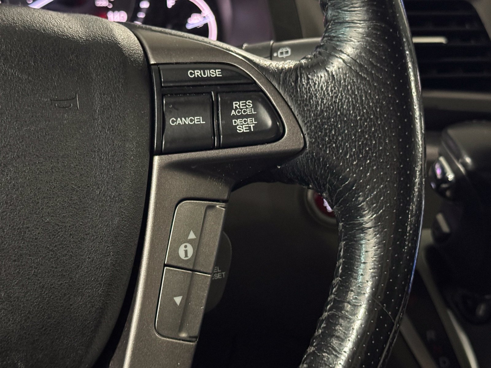 Used 2016 Honda Odyssey Touring Elite image 31