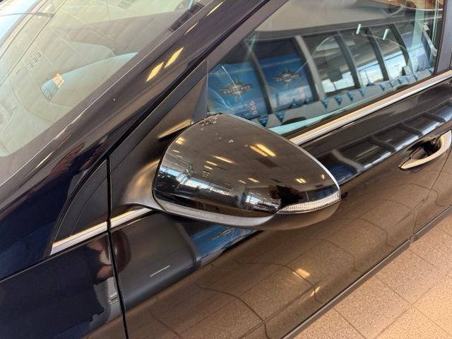 Used 2017 Hyundai Ioniq Limited FWD image 12