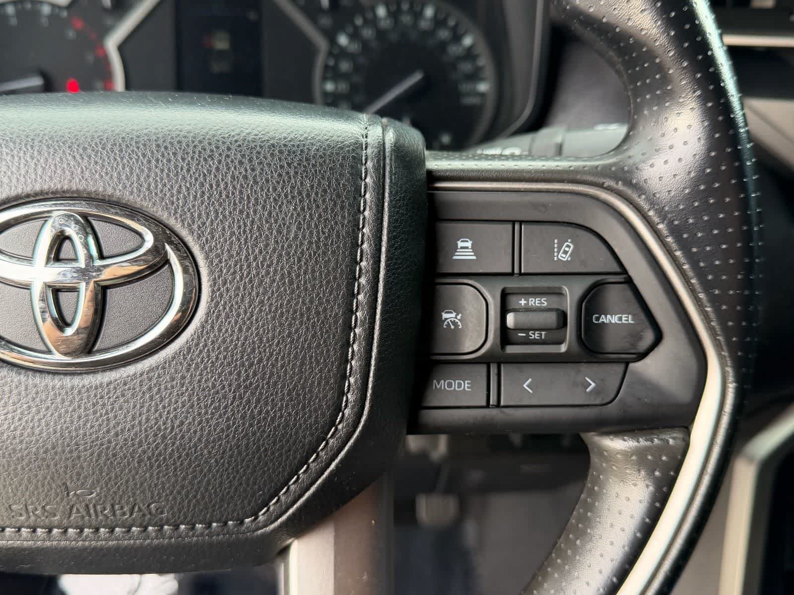 Used 2025 Toyota Tundra SR5 AWD/4WD image 34
