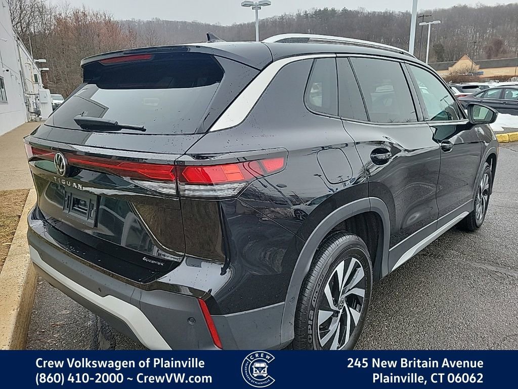 Certified 2025 Volkswagen Tiguan S image 3