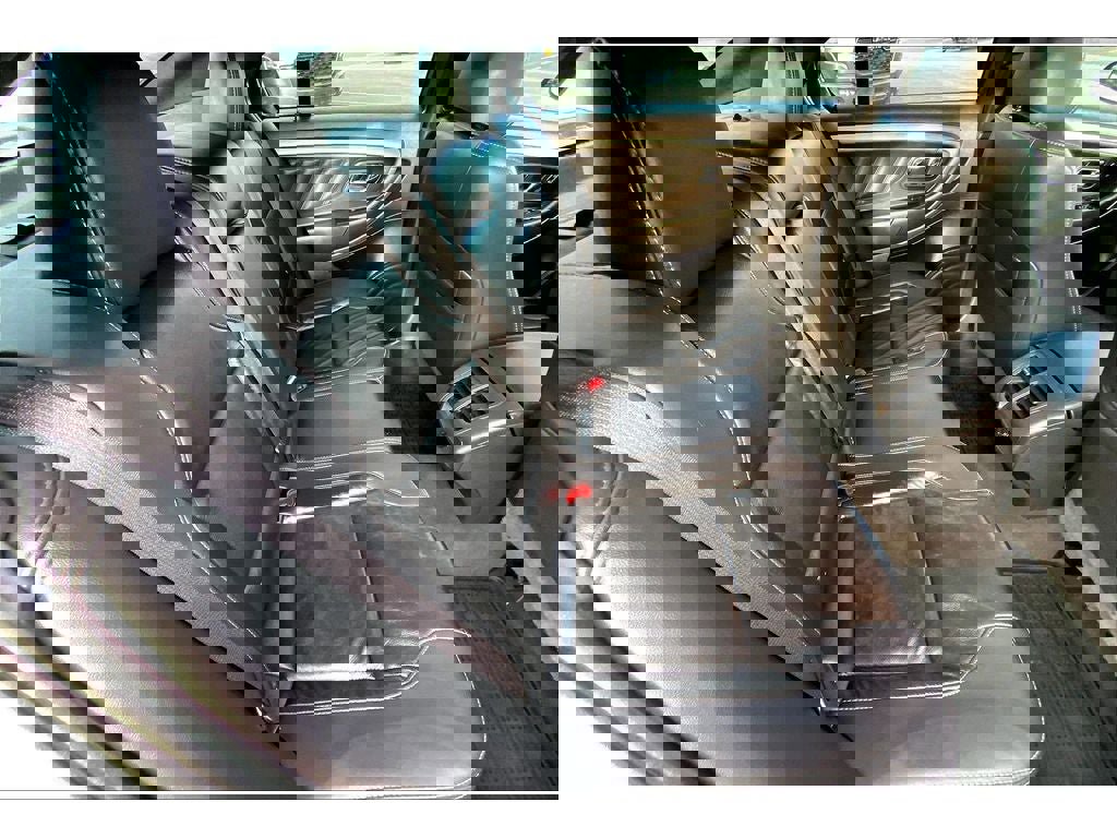 Used 2019 Ford Taurus SEL w/ Equipment Group 201A image 28