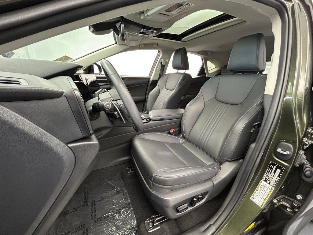 Used 2025 Lexus NX 250 FWD w/ Cold Area Package image 10