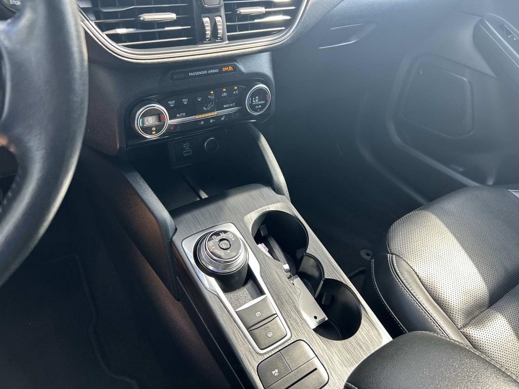 Used 2021 Ford Escape SEL image 28