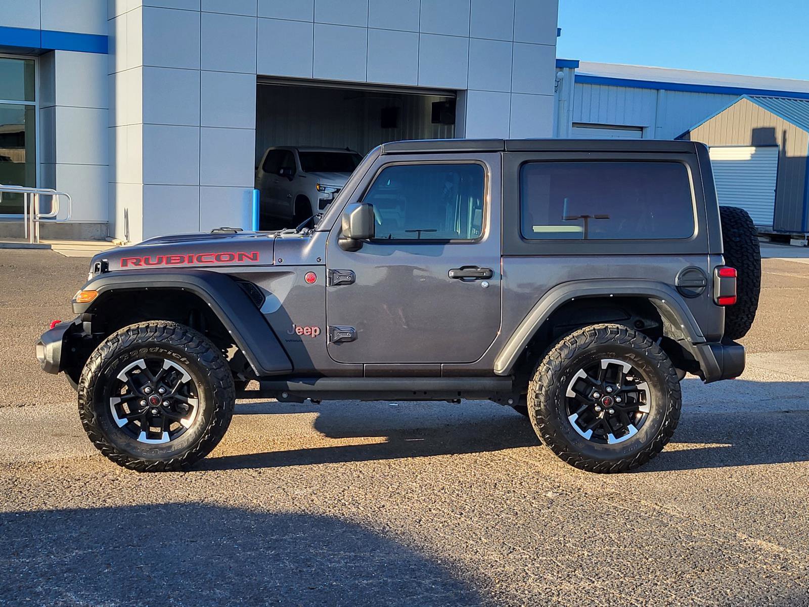 Used 2024 Jeep Wrangler Rubicon w/ Convenience Group image 2