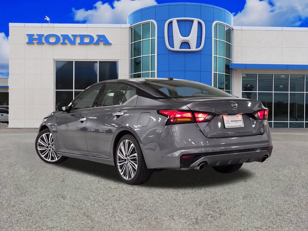 Used 2023 Nissan Altima 2.5 SL FWD image 5