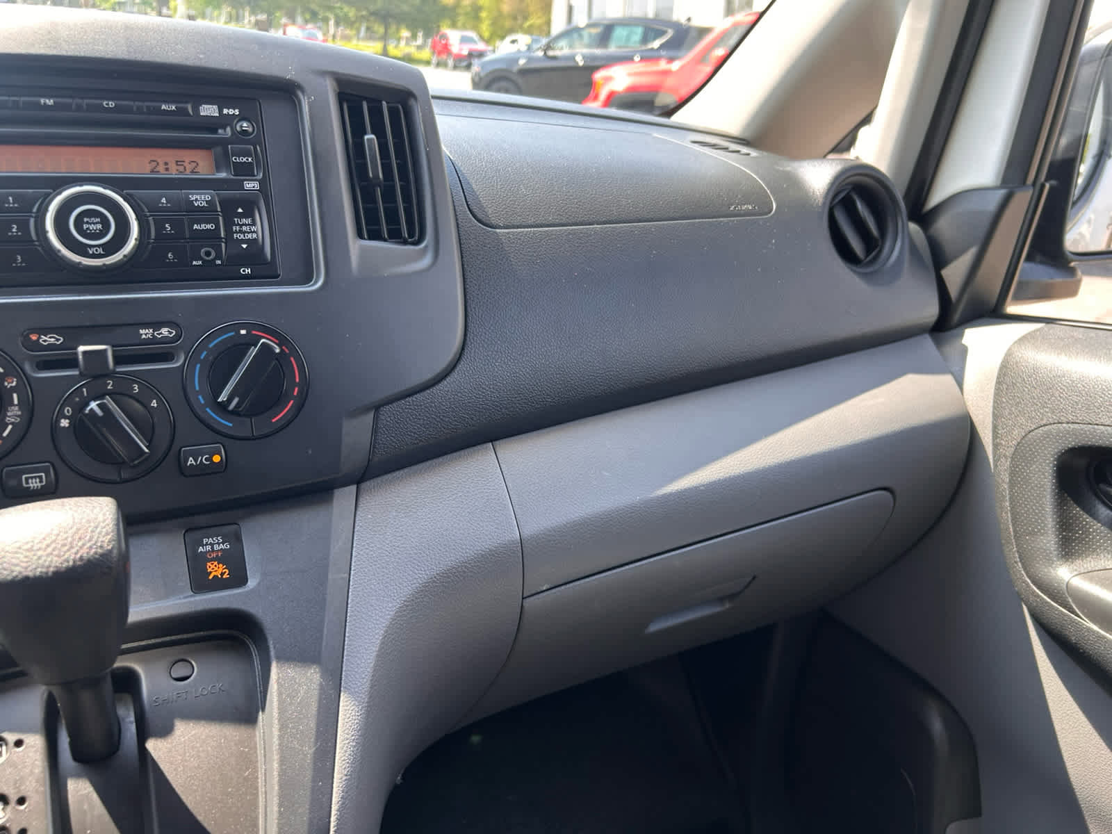Used 2015 Chevrolet City Express LT FWD image 20