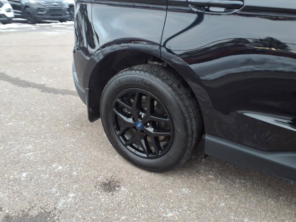Certified 2022 Ford Edge SEL w/ Convenience Package image 5