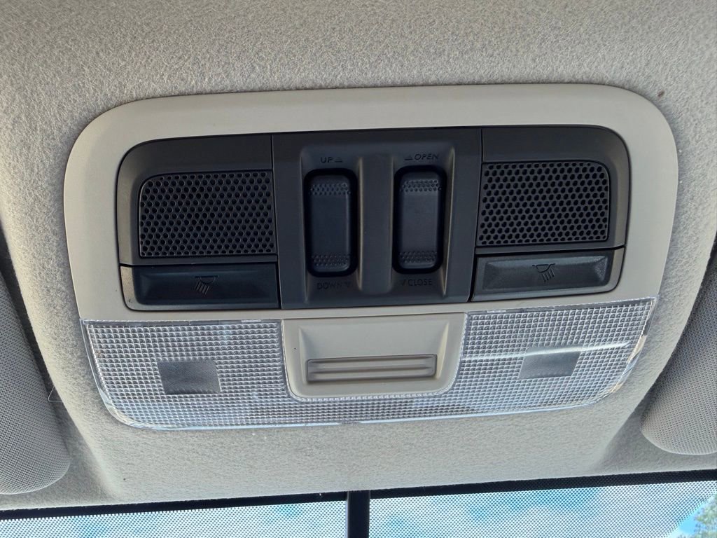 Used 2017 Subaru Crosstrek 2.0i Premium w/ Moonroof Package image 24