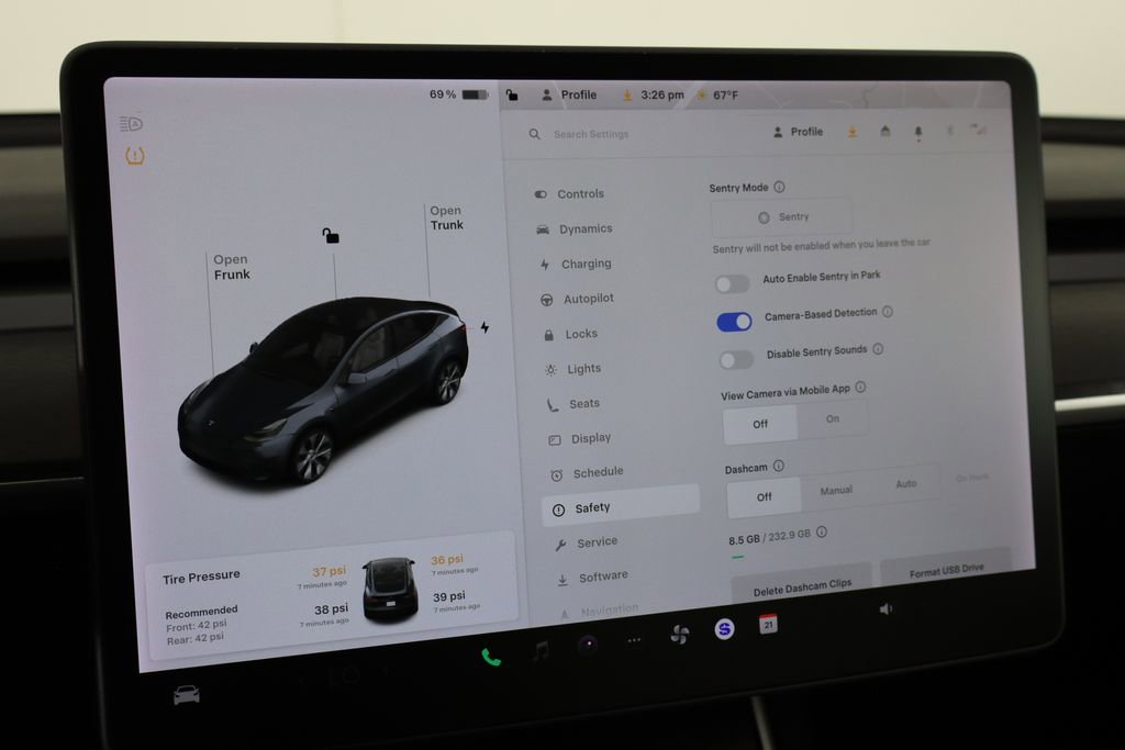 Used 2020 Tesla Model Y Performance image 36