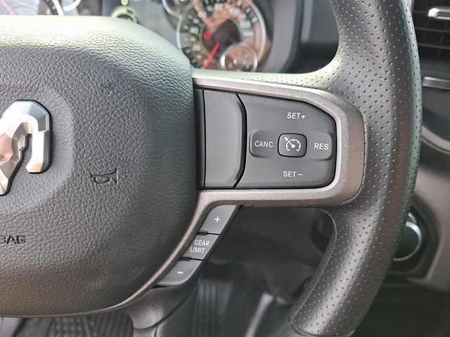 Used 2024 RAM 2500 Tradesman w/ Chrome Appearance Group image 21