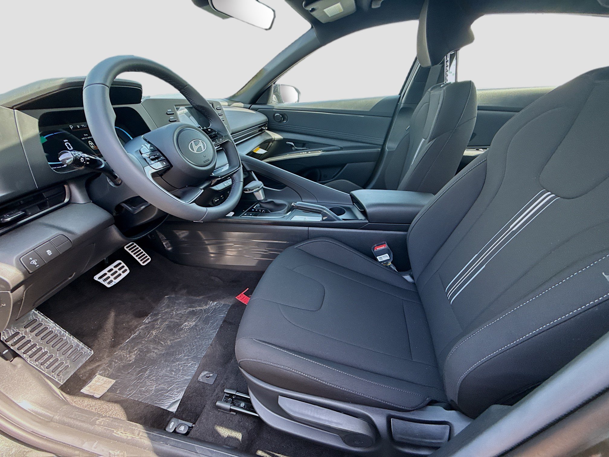 New 2026 Hyundai Elantra Sport FWD image 14