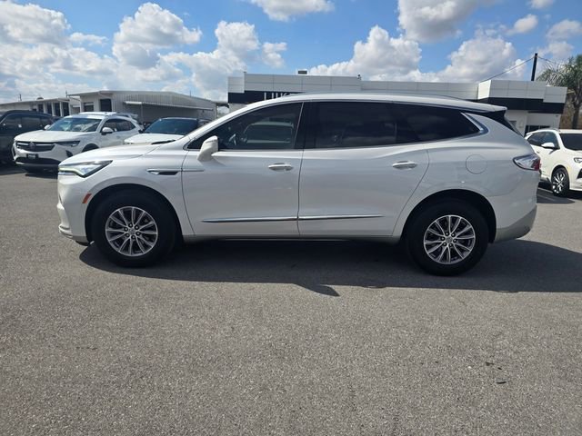 Used 2024 Buick Enclave Essence w/ Sound and Sites Package image 8