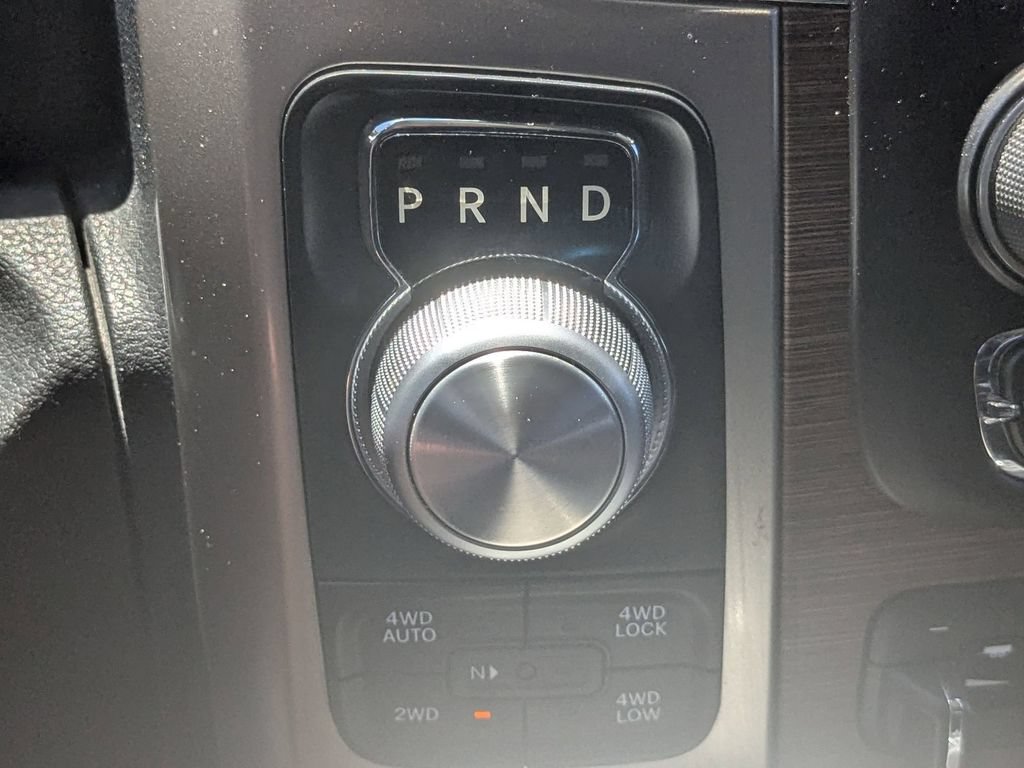 Used 2016 RAM 1500 Laramie w/ Convenience Group AWD/4WD image 25