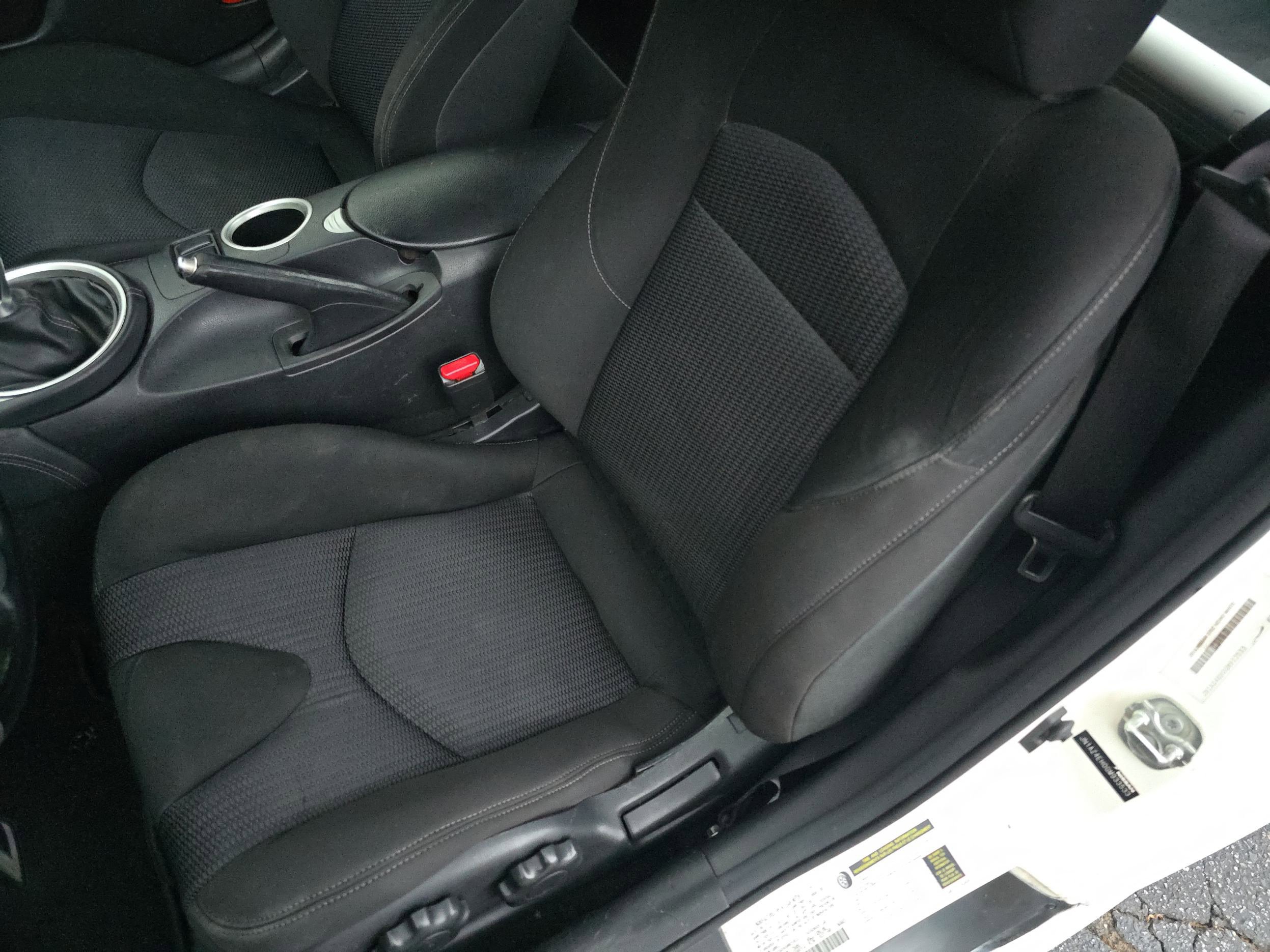 Used 2016 Nissan 370Z NISMO image 34