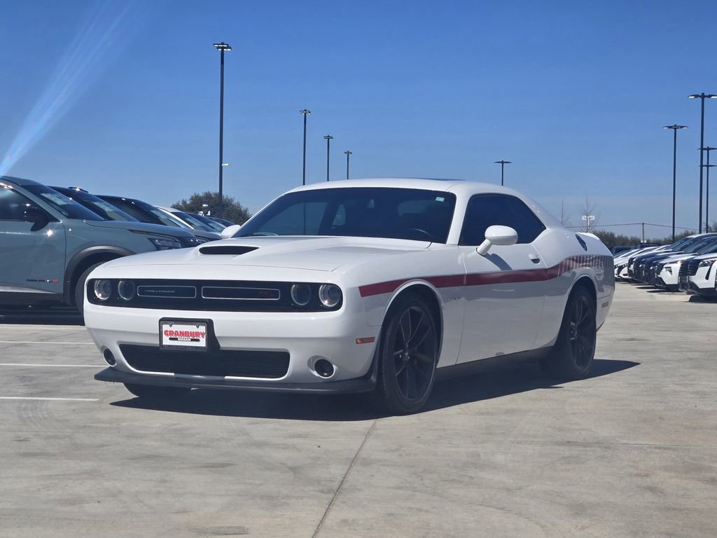 Used 2022 Dodge Challenger R/T w/ Plus Package image 2