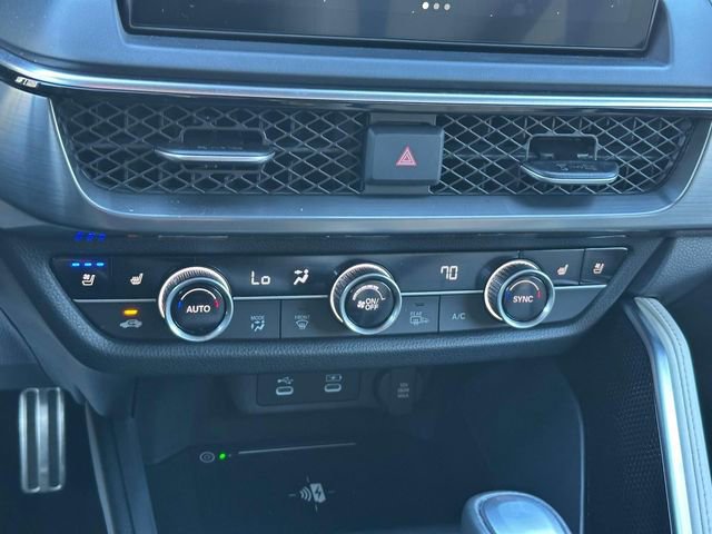 Used 2025 Acura ADX A-Spec image 26