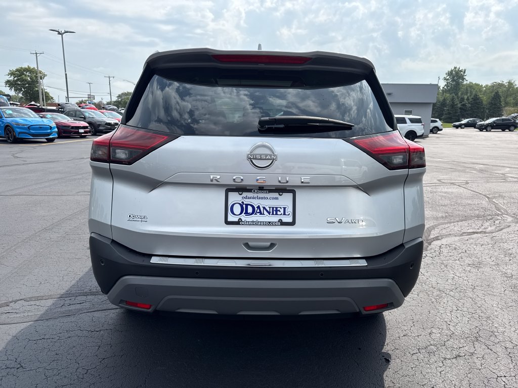 Used 2023 Nissan Rogue SV w/ SV Premium B Package AWD/4WD image 7