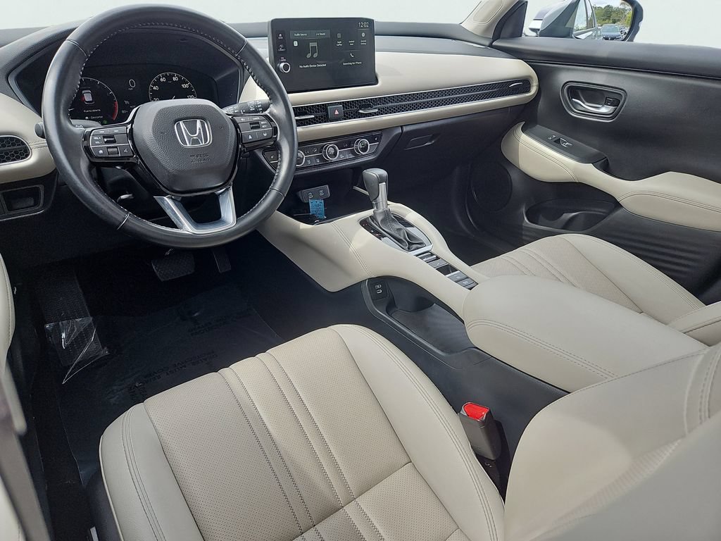 Used 2026 Honda HR-V EX-L image 11