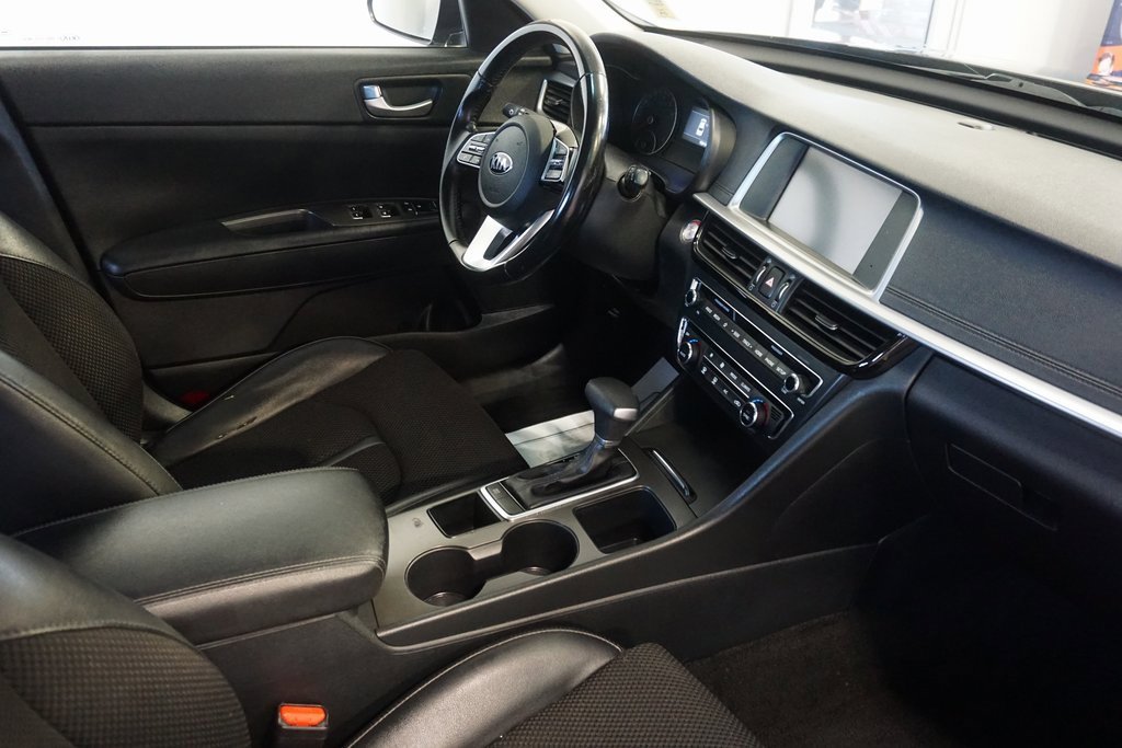 Used 2019 Kia Optima S image 26