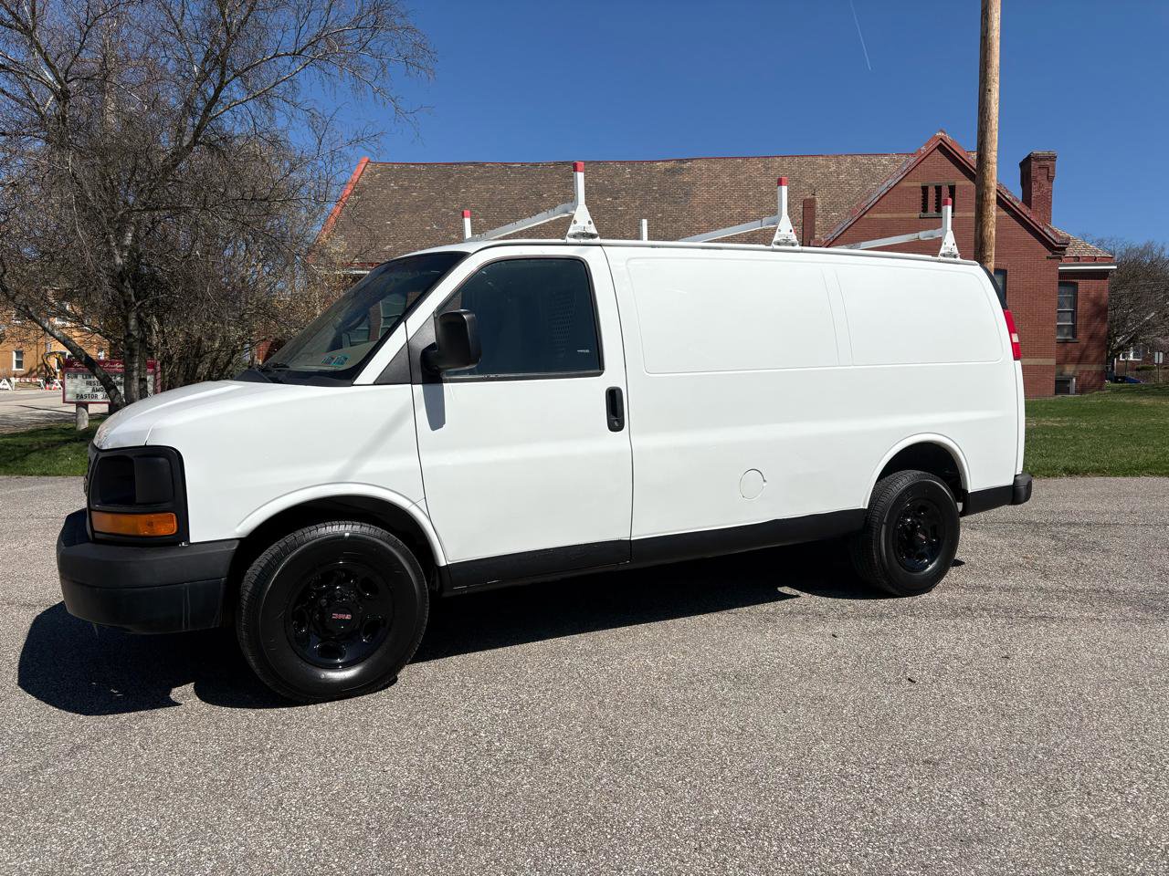 Used 2014 GMC Savana 2500 image 4