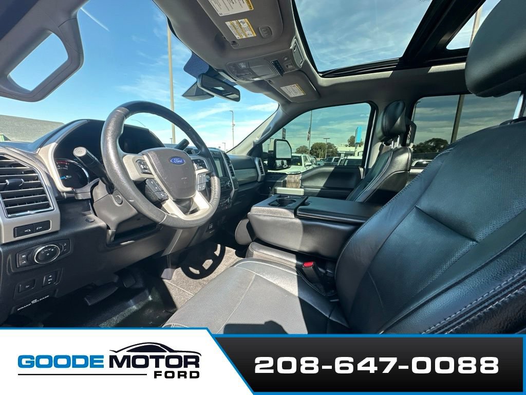 Used 2017 Ford F350 Lariat w/ Lariat Ultimate Package AWD/4WD image 9